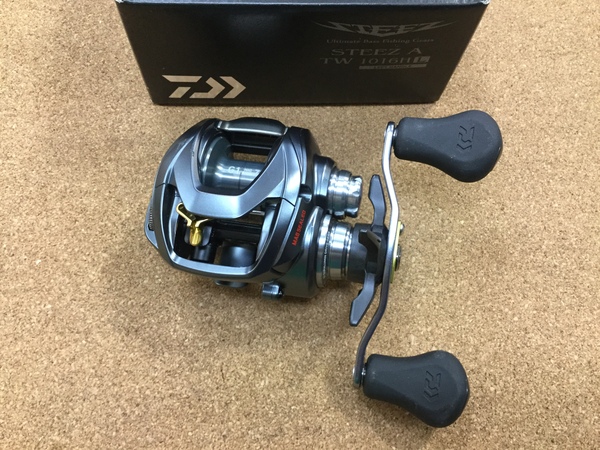 葛の葉店【最新釣具買取情報】「ダイワ スティーズＡ　ＴＷ１０１６ＨＬ、２０タトゥーラＳＶ　ＴＷ１０３ＨＬ、シマノ １３メタニウムＨＧ左」買取り入荷しました。（つりどうぐ一休　葛の葉店）サムネイル