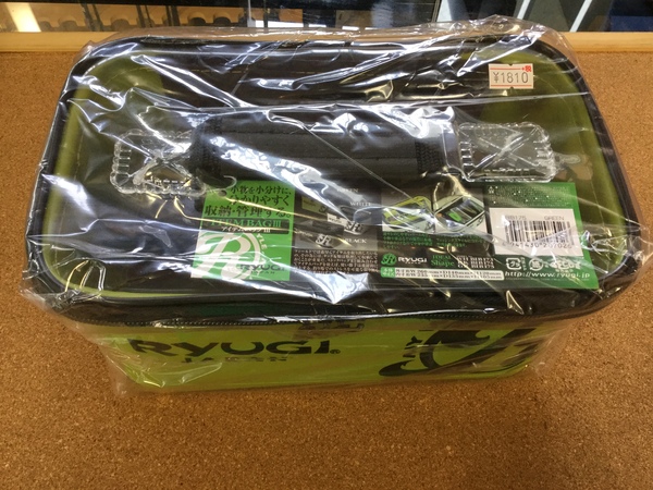 葛の葉店【新製品入荷情報】「ＲＹＵＧＩ アイテムバッグⅢ（新色）ジャッカル ナギサ６５ＳＰ（再入荷）」が入荷いたしました！（葛の葉店）サムネイル