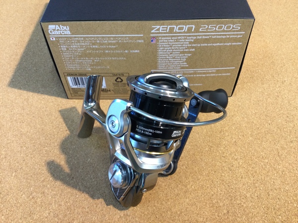 葛の葉店【新製品入荷情報】「アブガルシア ＺＥＮＯＮ２５００Ｓ 新入荷＆シグナル マンバスリム＆ファットラボ ネコソギスティックベイト」が入荷いたしました！（葛の葉店）サムネイル