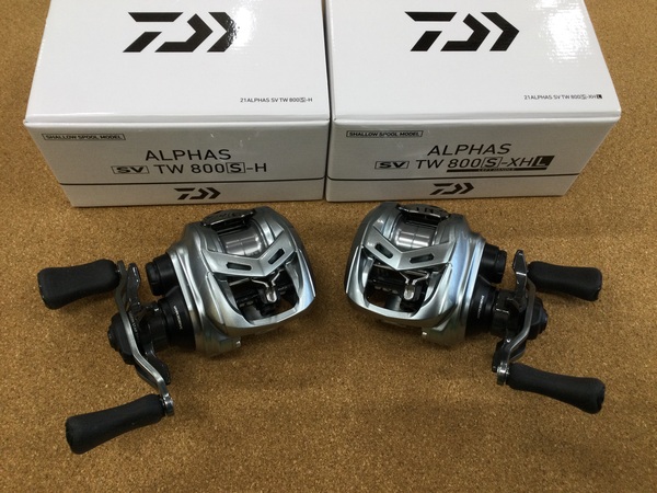 （新製品入荷情報）ダイワ　２１アルファスＳＶＴＷ８００Ｓ－Ｈ　２１アルファスＳＶＴＷ８００Ｓ－ＸＨＬ、フィッシュアロー×ＤＲＴ　ライザージャックＪＲ．、ジャッカル　ブラストボーンＪｒ．　ブラストボーン、シグナル　スピードヘッド、ベイトブレス　Ｕ３０ヴェイン８　入荷致しました！（寝屋川店）サムネイル