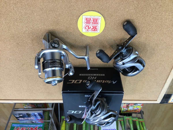 狭山店　本日の釣具買取商品　第５弾！「シマノ　〇１５メタニウムＤＣ　ＨＧ（左）〇０９アルデバランＭｇ７（左）〇１１バイオマスター　２０００Ｓなどが、買取入荷しました！」（狭山店）サムネイル