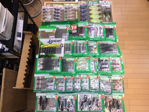 【最新釣具買取情報】「大人気メーカー一誠のワーム多数！」買取り入荷致しました。（つりどうぐ一休　葛の葉店）サムネイル