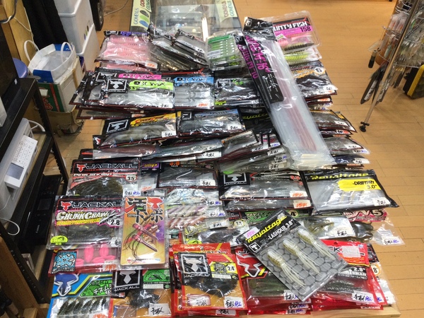 【最新釣具買取情報☆第２弾☆】「人気メーカージャッカルのワーム大量！」買取り入荷致しました。（つりどうぐ一休　葛の葉店）サムネイル