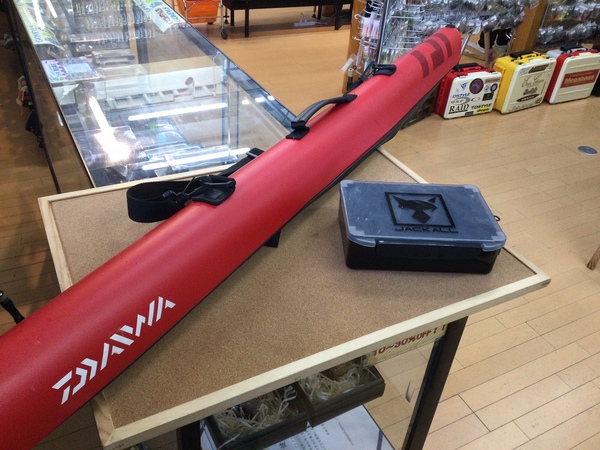 【最新釣具買取情報】「人気メーカーのロッドケースやタックルボックス」買取り入荷致しました。（つりどうぐ一休　葛の葉店）サムネイル