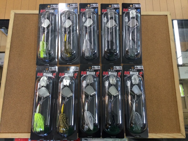 葛の葉店【新製品入荷情報☆第２弾☆】「一誠 ＡＫバズ１０ｇ（新製品）、カタクチワームヤバクネ５.５インチ（新製品）、ＡＫパンチ３.３インチ（再入荷）」が入荷いたしました！（葛の葉店）サムネイル