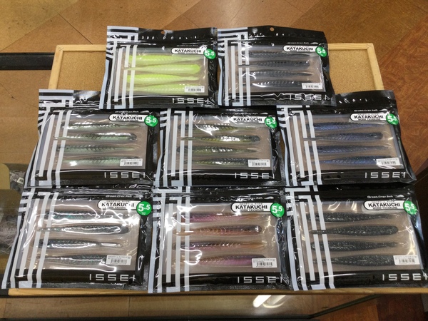 【寝屋川店】（新製品入荷情報☆第２弾☆）一誠　カタクチワーム ヤバクネ５．５インチ　ＡＫバズ１４ｇ　入荷致しました！サムネイル