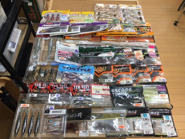 【最新釣具買取情報☆第２弾☆】「人気メーカーのワーム多数！」買取り入荷致しました。（つりどうぐ一休　葛の葉店）サムネイル