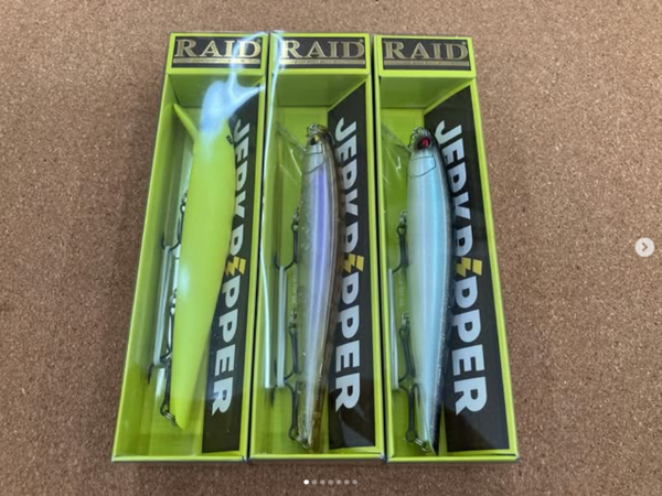 滋賀守山店　新製品入荷情報　・レイドジャパン 　ジャークリッパー　  レベルミノークイック72　 レベルスピン3/8oz 　スーパーフィッシュローラー 5&6インチ 　フィッシュローラー 3&4インチ　・シグナル　 ウルトラカープvr2 usモデル　入荷いたしました。サムネイル