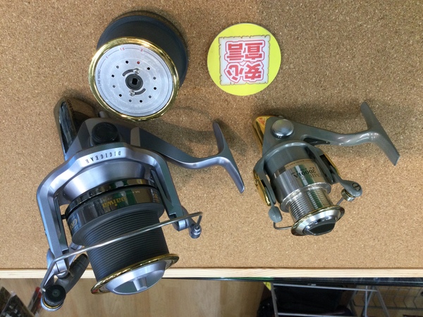 狭山店　本日の釣具買取商品！「ダイワ　〇０３グランドサーフ３５（替えシャロースプール付き）〇９７エンブレムＺ　２０００ｉＡなどが、買取入荷しました！」（狭山店）サムネイル