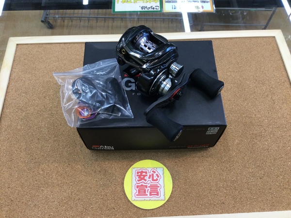 狭山店　本日の釣具買取商品　第２弾！「アブガルシア　ＲＥＶＯ３　ＳＬＣ　ＩＢ８ｰＬ（左）が、買取入荷しました！」（狭山店）サムネイル