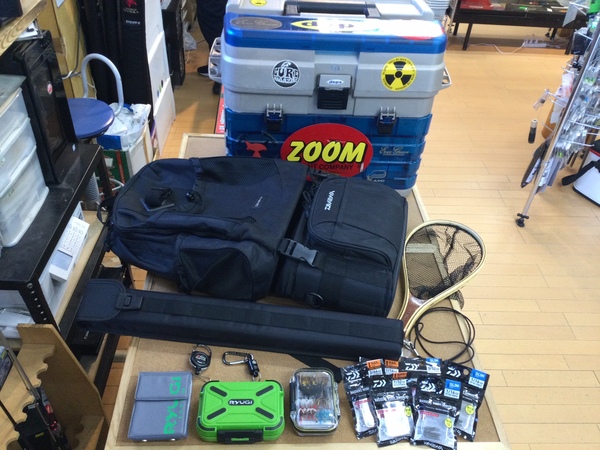 【最新釣具買取情報】「人気メーカーのタックルボックスやバッグなどの小物類！」買取り入荷致しました。（つりどうぐ一休　葛の葉店）サムネイル