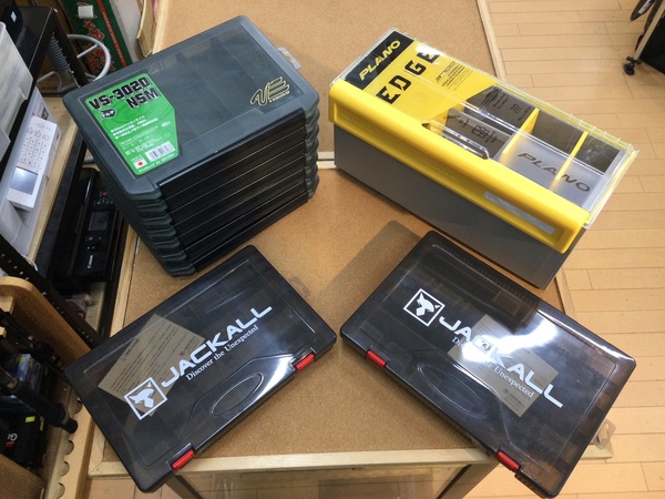 【最新釣具買取情報☆第２弾☆】「人気メーカーのタックルボックス！」買取り入荷致しました。（つりどうぐ一休　葛の葉店）サムネイル