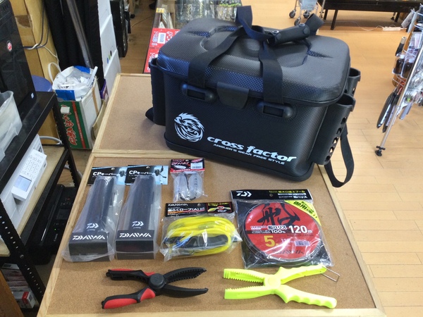 【最新釣具買取情報☆第２弾☆】「人気メーカーの小物類」買取り入荷致しました。（つりどうぐ一休　葛の葉店）サムネイル