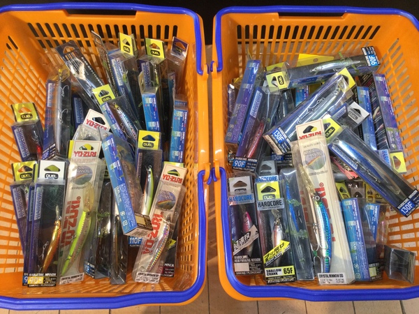 【最新釣具買取情報】「人気のデュエルのルアーを多数！」買取り入荷致しました。（つりどうぐ一休　葛の葉店）サムネイル