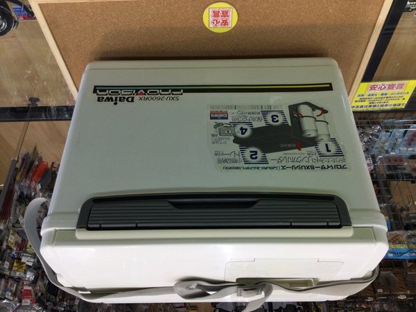 狭山店　本日の釣具買取商品　第６弾！「ダイワ　クーラーボックス　ＳＸＵ－２６００Ｒ　ＰＲＯＶＩＳＯＲが、買取入荷しました！」（狭山店）サムネイル