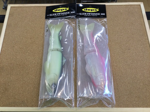 狭山店【新製品入荷情報】「ｄｅｐｓ　ＮＥＷスライドスイマー３００（新製品・２色新入荷）などが、入荷しました！」（狭山店）サムネイル