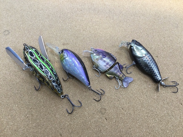 【最新釣具買取情報☆第２弾☆】「人気メーカーのルアー！」買取り入荷致しました。（つりどうぐ一休　葛の葉店）サムネイル