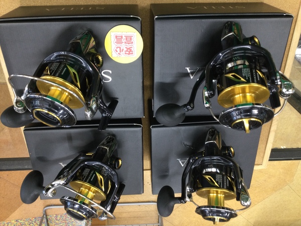 【本日の買取情報】　シマノ ２０ステラＳＷ１８０００ＨＧ １９ステラ１４０００ＰＧ １９ステラ１４０００ＸＧ　１８ステラ４０００ＸＧ １３ステラＳＷ１８０００ＨＧ（左ハンドル専用） １９オシアコンクエストリミテッド３００ＰＧ、スタジオオーシャンマーク ブルーヘブンＬ５０Ｈｉ／ＲＳ２Ｔ ブルーヘブンＬ１２０ＨｉＲ、ダイワ １８紅牙ＩＣ１００Ｐ－ＲＭ　買取入荷致しました！（寝屋川店）サムネイル