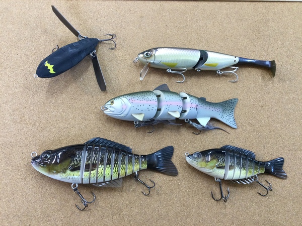 【最新釣具買取情報☆第２弾☆】「人気メーカーのビッグベイト！」買取り入荷致しました。（つりどうぐ一休　葛の葉店）サムネイル