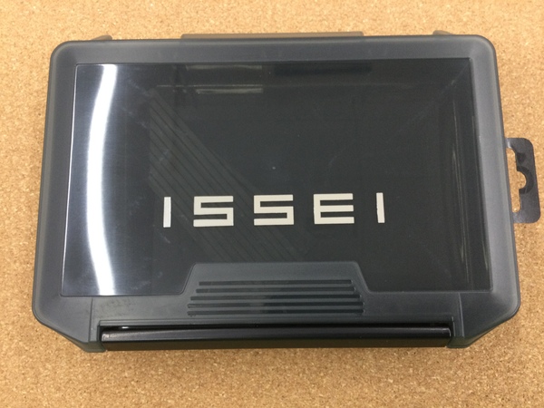 滋賀守山店　新製品入荷情報　・一誠  isseiルアーケース 3010NDM・OSP  NICHIKA(ニチカ)167F・ブリッツ  ブリッツSSR・サイコロバラーノンソルト【再入荷】・フラットビルキャップ　入荷いたしました！サムネイル