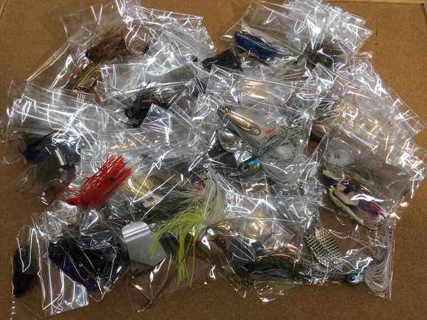 【最新釣具買取情報☆第３弾☆】「人気メーカーのルアー多数！」買取り入荷致しました。（つりどうぐ一休　葛の葉店）サムネイル