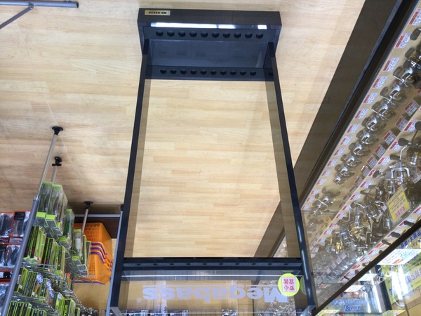 狭山店　本日の釣具買取商品　第２弾！「メガバス　カーボン調・限定生産ロッドスタンド（超美品・レア！）が、買取入荷しました！」（狭山店）サムネイル