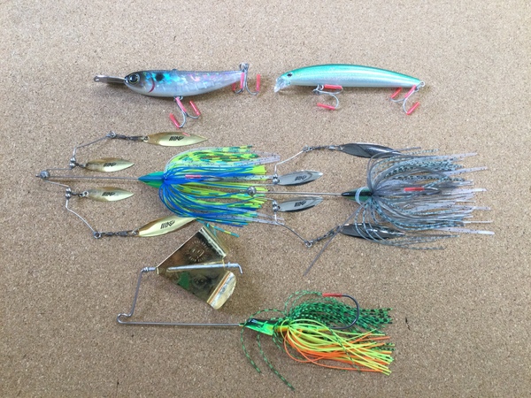 【最新釣具買取情報】「人気メーカールアー」買取り入荷致しました。（つりどうぐ一休　葛の葉店）サムネイル