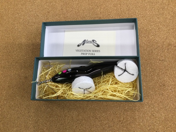 【新製品入荷情報】　ノリーズ　プロップフカ、エバーグリーン　ゾワゾワ４．５インチ、グリッチオイル　プリザーウィング　入荷いたしました！！　（寝屋川店）サムネイル