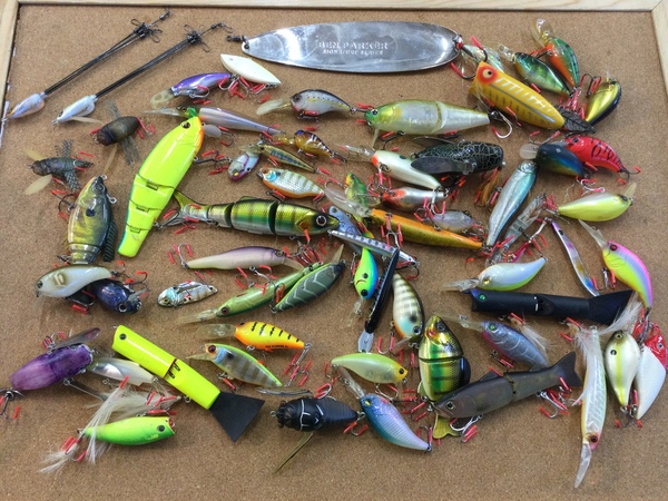 【最新釣具買取情報☆第３弾☆】「人気メーカーのルアー多数！」買取り入荷致しました。（つりどうぐ一休　葛の葉店）サムネイル