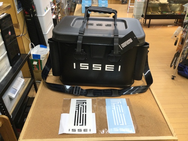 【最新釣具買取情報☆第３弾☆】「一誠　ハードシェルＥＶＡバッカン＆カッティングステッカー」買取り入荷致しました。（つりどうぐ一休　葛の葉店）サムネイル