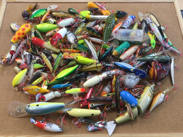 【最新釣具買取情報☆第５弾☆】「人気メーカーのルアー大量！」買取り入荷致しました。（つりどうぐ一休　葛の葉店）サムネイル