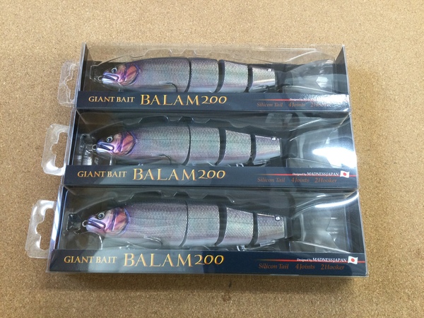 【新製品入荷情報】「マドネス ○バラム２００（新色）○エンジン ＤＥＲＯＦＬＡ４（新製品）」が入荷いたしました！（葛の葉店）サムネイル