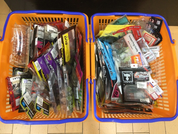 【最新釣具買取情報】「人気メーカーのワーム多数！」買取り入荷致しました。（つりどうぐ一休　葛の葉店）サムネイル