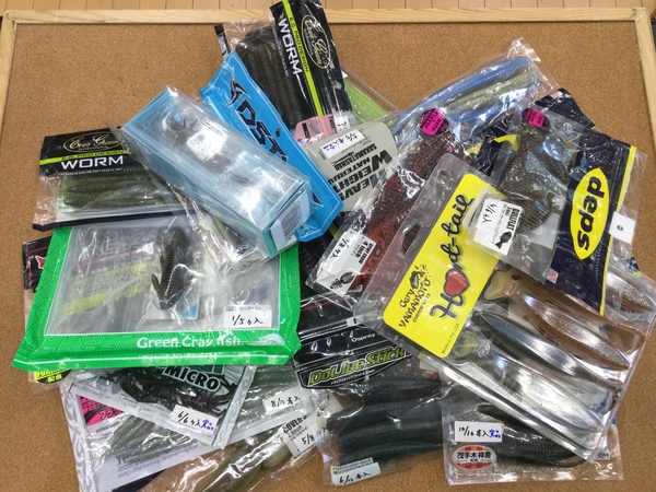 【最新釣具買取情報☆第４弾☆】「人気メーカーのワーム多数！」買取り入荷致しました。（つりどうぐ一休　葛の葉店）サムネイル