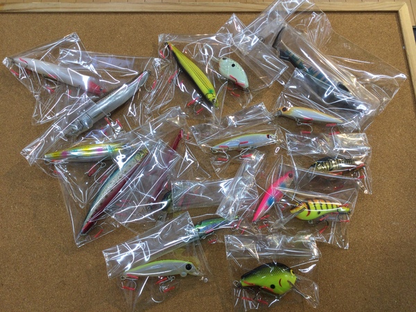 【最新釣具買取情報☆第３弾☆】「人気メーカーのルアー！」買取り入荷致しました。（つりどうぐ一休　葛の葉店）サムネイル