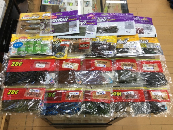 【最新釣具買取情報☆第２弾☆】「人気メーカーのワーム多数！」買取り入荷致しました。（つりどうぐ一休　葛の葉店）サムネイル