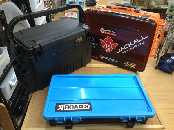 【最新釣具買取情報】「収容力の高いＢＯＸ類」買取り入荷致しました。（つりどうぐ一休　葛の葉店）サムネイル
