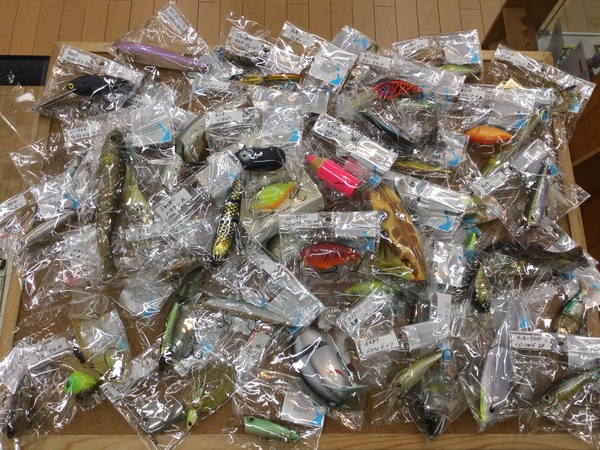 【最新釣具買取情報☆第２弾☆】「人気メーカーのルアー多数！」買取り入荷致しました。（つりどうぐ一休　葛の葉店）サムネイル