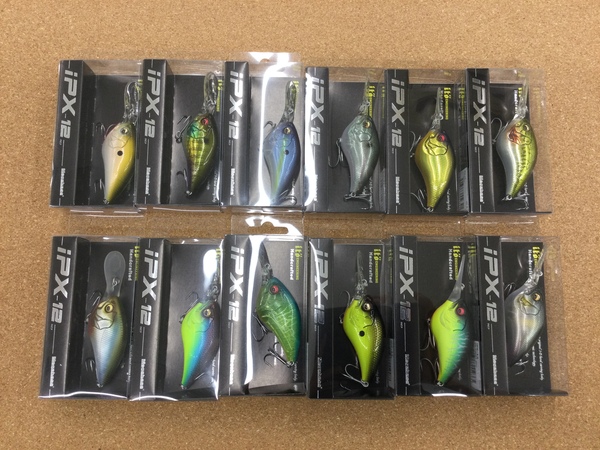 滋賀守山店　新製品入荷情報　メガバス　IPX－12・IPX－16、ハイドアップ　スクールフィッシュ4インチ、一誠　スパテラ　10インチ　リアルライブリーマテリアル　入荷いたしました！サムネイル