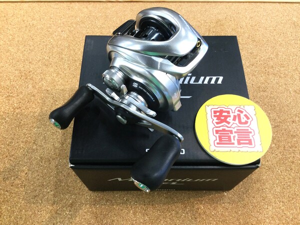 狭山店　本日の釣具買取商品！「シマノ　１６メタニウムＭＧＬ（右）＆ＬＳＤデザインズ　Ｄフライマンなどが、買取入荷しました！」（狭山店）サムネイル