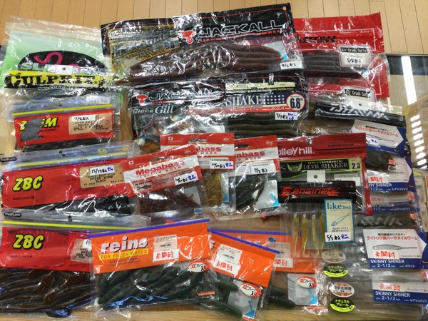 【最新釣具買取情報☆第２弾☆】「人気メーカーのワーム多数！」買取り入荷致しました。（つりどうぐ一休　葛の葉店）サムネイル