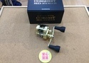 【最新釣具買取情報☆第２弾☆】「シマノ ２３ カルカッタコンクエスト ＭＤ３０１ＸＧＬＨ」買取り入荷致しました。（つりどうぐ一休　葛の葉店）サムネイル