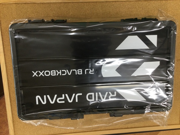 【新製品入荷情報】　レイドジャパン レベルスピンセミコン　３／８ｏｚ　１／２ｏｚ　ＲＪブラックボックス４５００タイプシャロー　入荷いたしました！（寝屋川店）サムネイル