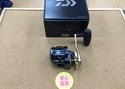 【最新釣具買取情報☆第３弾☆】「ダイワ ２１ ソルティガＩＣ３００ＨＬ-ＳＪ」買取り入荷致しました。（つりどうぐ一休　葛の葉店）サムネイル